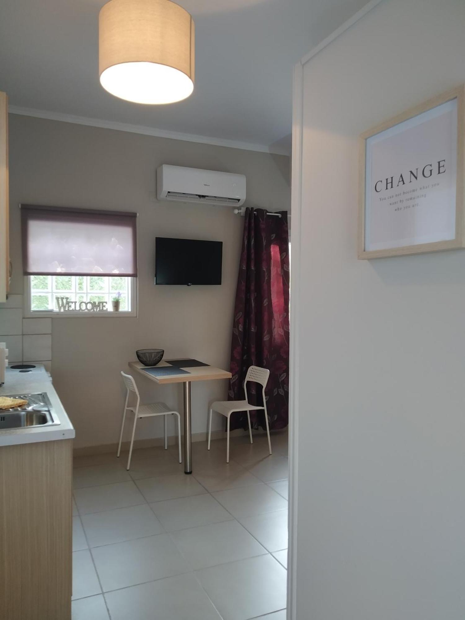 רודה Trousas Apartments מראה חיצוני תמונה