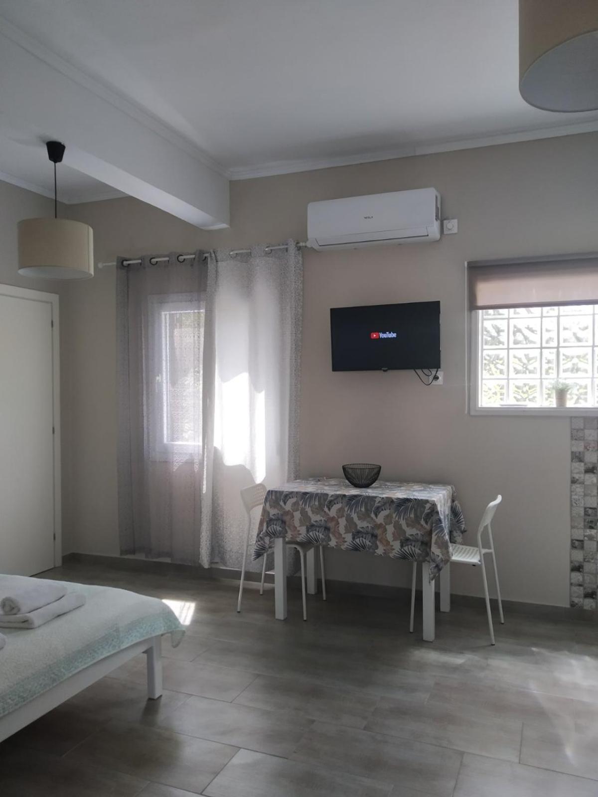 רודה Trousas Apartments מראה חיצוני תמונה