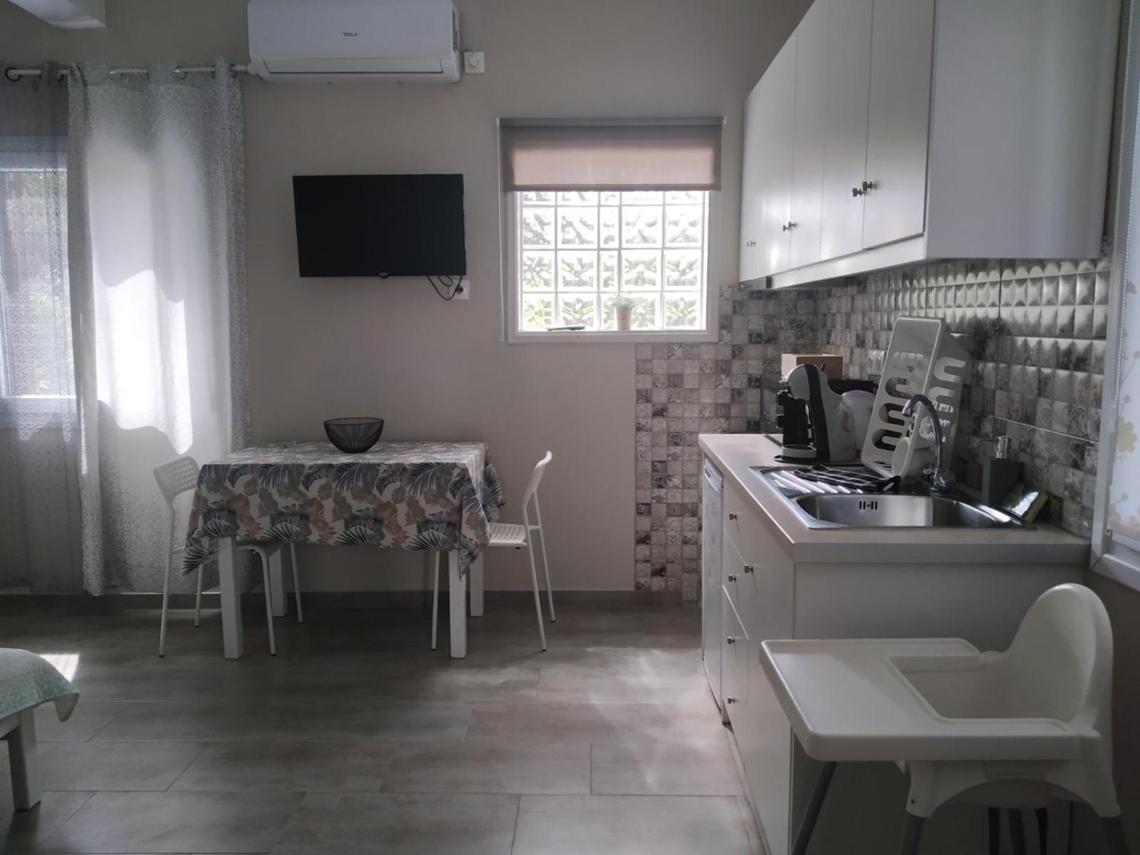 רודה Trousas Apartments מראה חיצוני תמונה