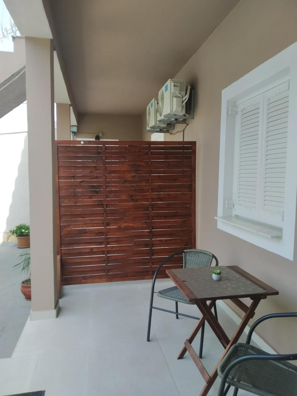 רודה Trousas Apartments מראה חיצוני תמונה