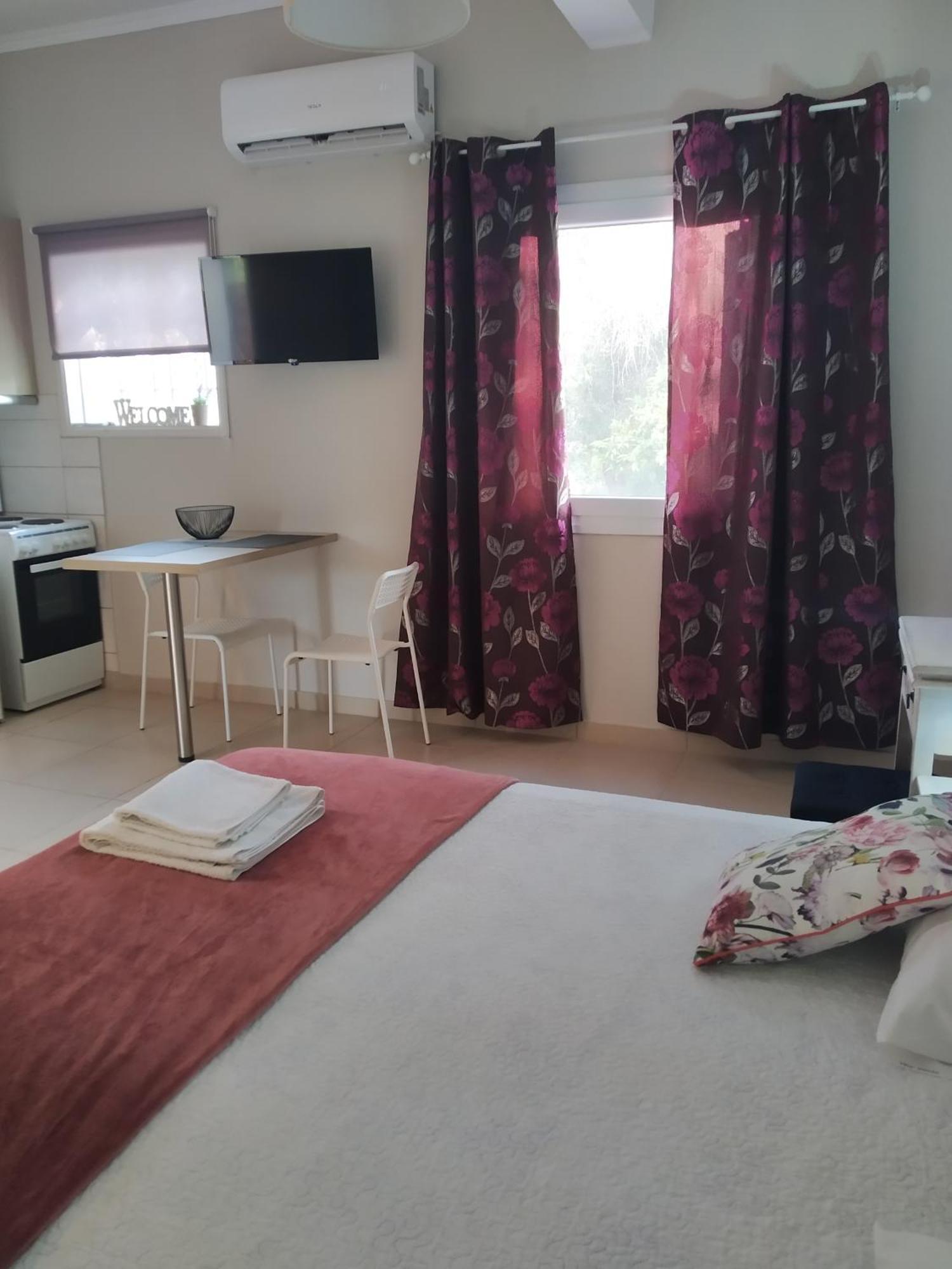 רודה Trousas Apartments מראה חיצוני תמונה