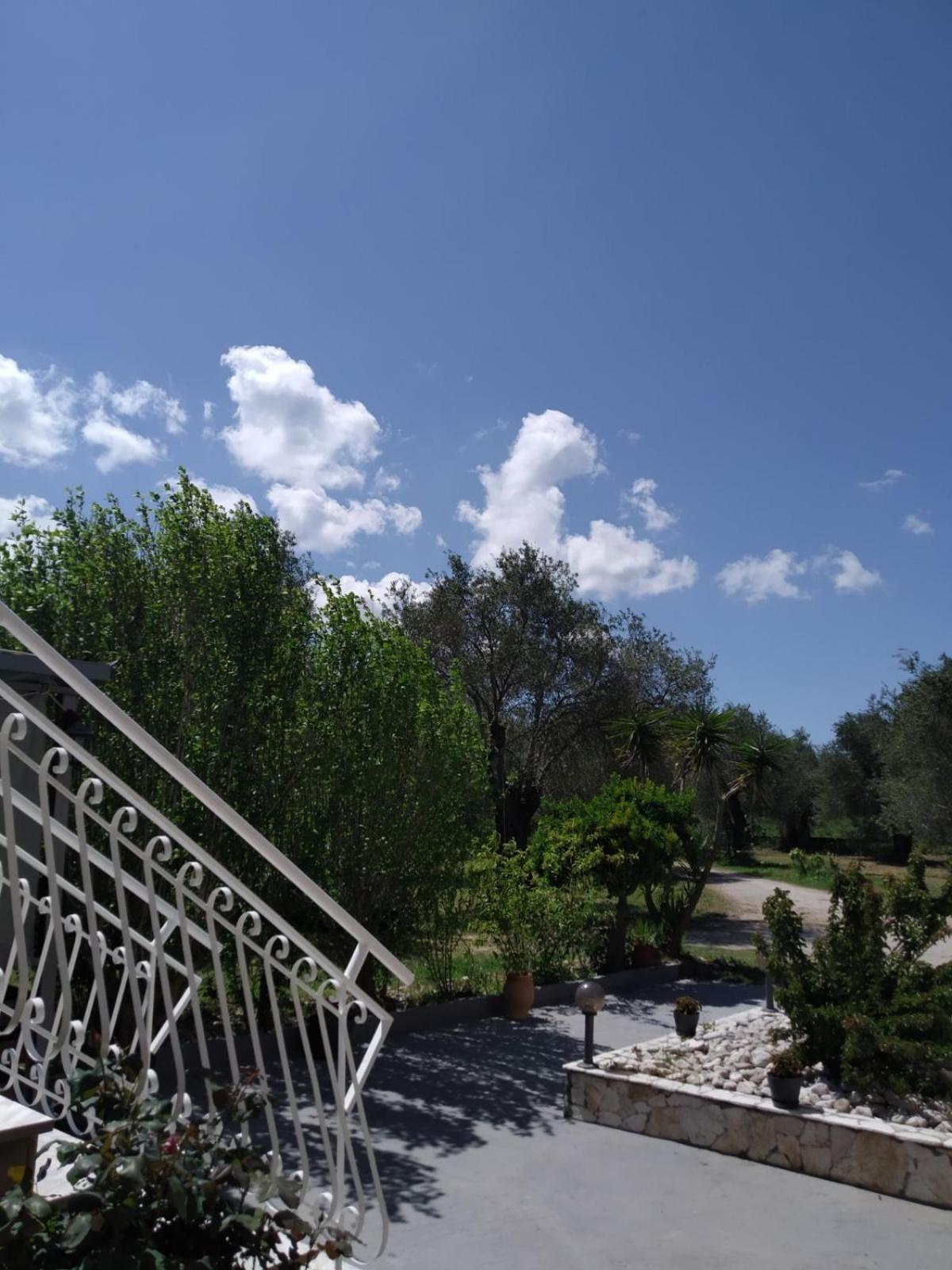 רודה Trousas Apartments מראה חיצוני תמונה